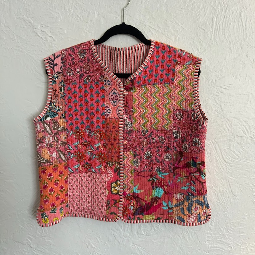 Patchwork Reversible Quilted Vest Women’s Sz L Pink Floral Stripe Button Front